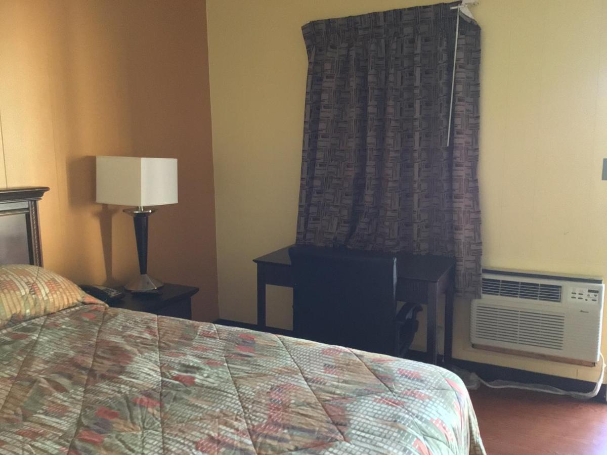 Skyland Inn - Bristol Hilander Park Εξωτερικό φωτογραφία